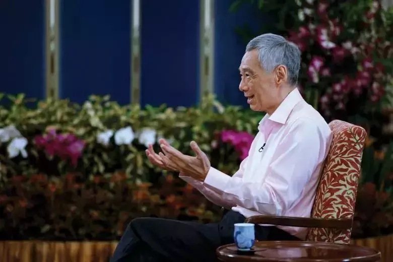 外媒:新加坡已放棄抵抗!李顯龍總理談抗疫內幕!英國正式徹底放飛