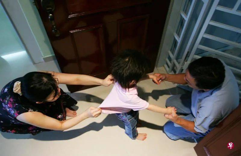 称台湾比新加坡安全 台妇离婚要带儿回 法官不同意