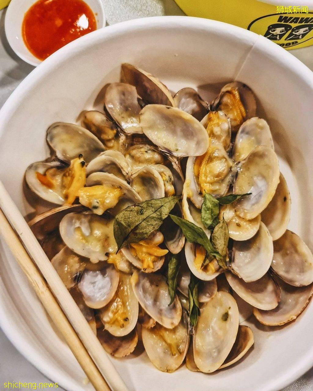 “娃娃啦啦米粉”现抓现煮!肉质鲜嫩无沙😋米酒汤+奶油酱+特制叁巴辣椒、快来嗦粉