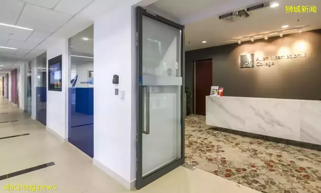 最新报告:2022年新加坡这些行业最缺人,她只用了1个月就找到工作