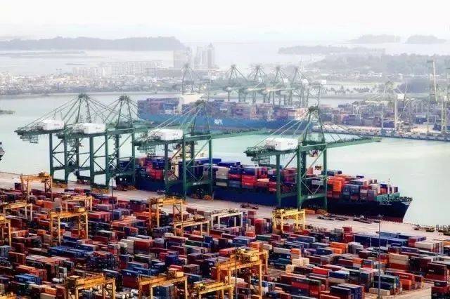 去年15萬人離開了新加坡！今年，這些人綠卡批准時間大幅縮短！移民政策放松了