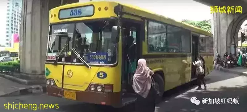 新加坡巴士除了退役後當特需教材，還有哪些方式“延長壽命”
