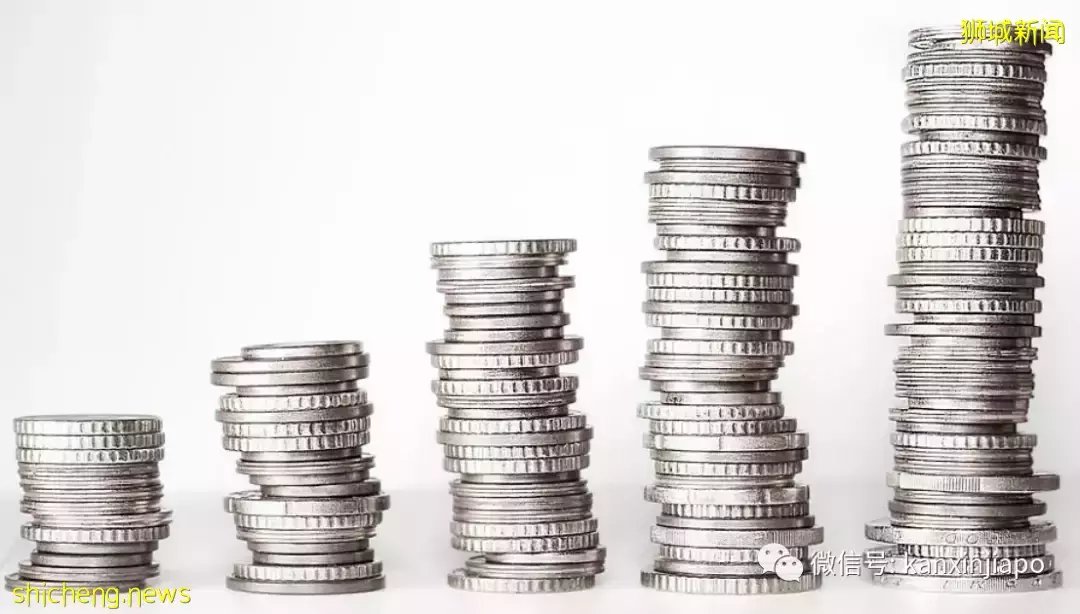 刚涨完工资又发年中奖金，新加坡公务员的福利也太好了吧