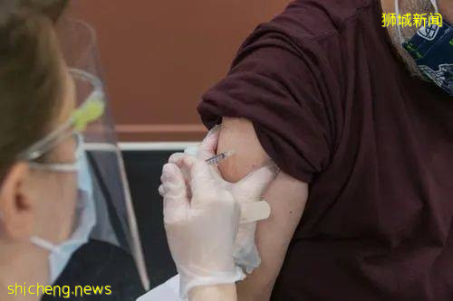 即日起，外籍工作人士可在本地登记接种疫苗了