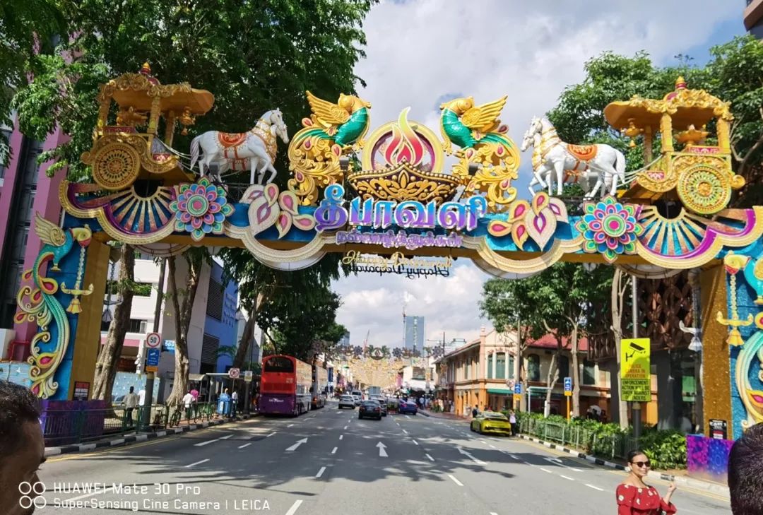 美炸！新加坡迎来屠妖节，小印度惊艳变这样！