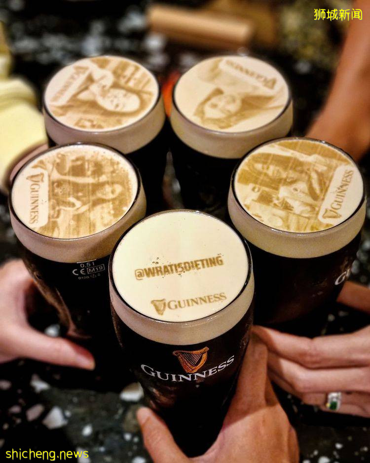 超神奇体验👀全新加坡唯一的一台Guinness Stoutie机器!可将文字照片打印在泡沫上🍺