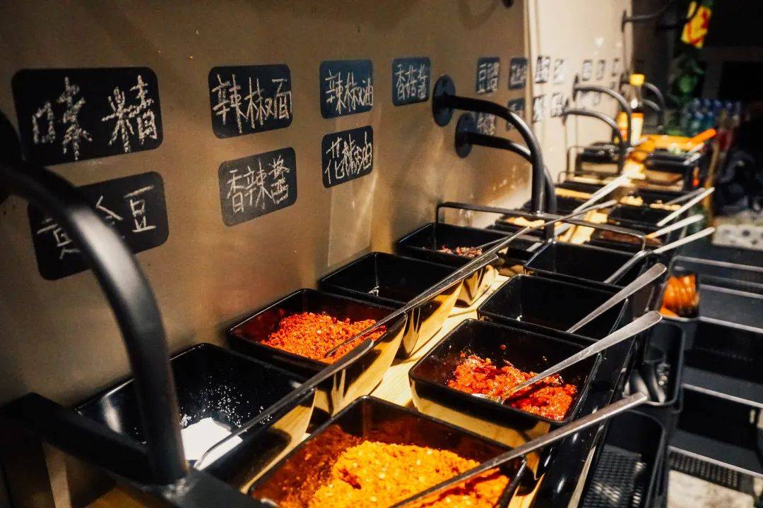 思味小火锅又出新锅了?!5折吃垮这家开了多年的火锅串串店
