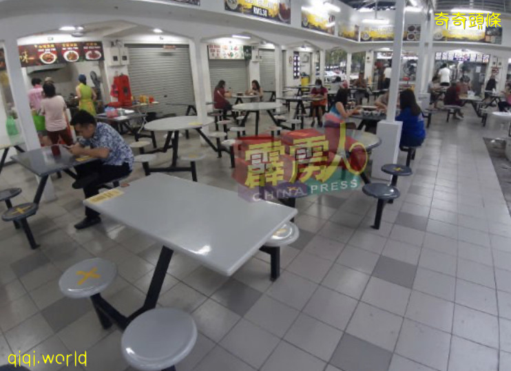 ◤复管令SOP◢餐馆打烊 5伙计店外小桌吃宵夜 遭罚RM1000 !