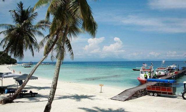 马来西亚究竟有什么,成为了56%的新加坡人移民首选