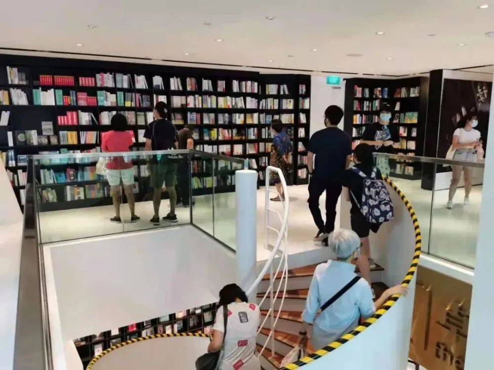 進駐新加坡的網紅中文書店，到底有什麽神奇的魅力