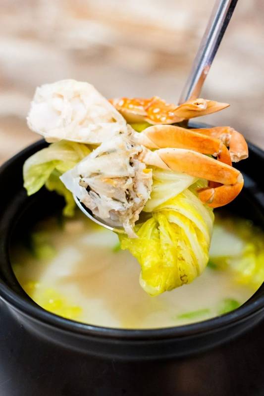 三人行新店開業!三人來吃就送招牌菜!全島三店同慶