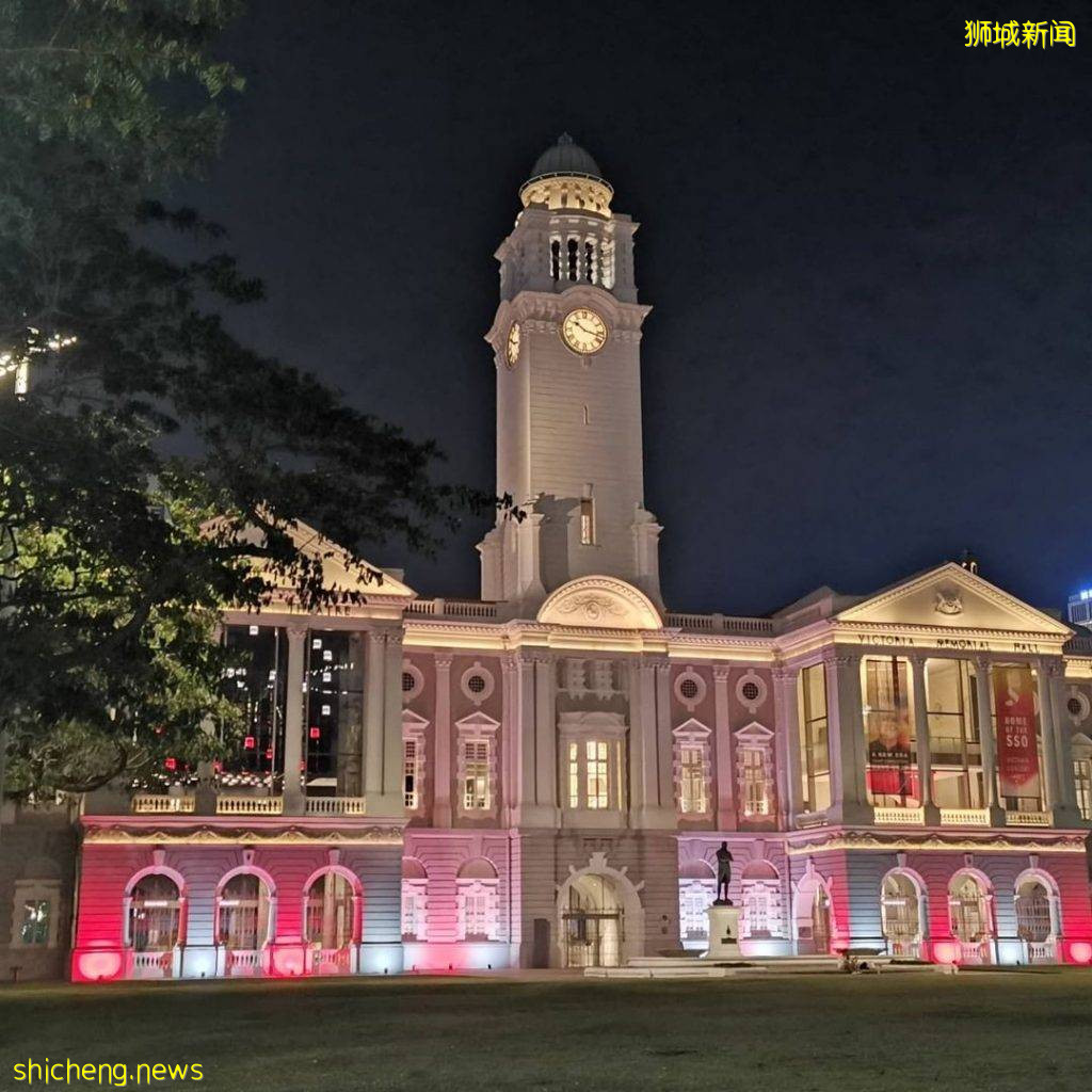 欢庆国庆🎉新加坡7栋历史建筑亮灯啦!整个八月份、投射国旗灯影✨夜幕低垂前去打卡咯📷