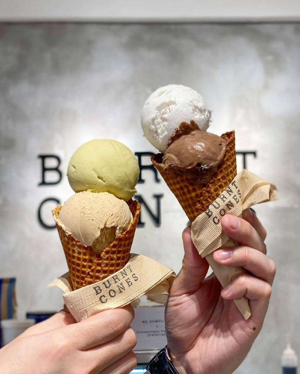 深夜甜品店😋 開很遲的甜點店大搜羅!治愈你失眠的夜💥 夜深人靜約來這裏吃一吃👀