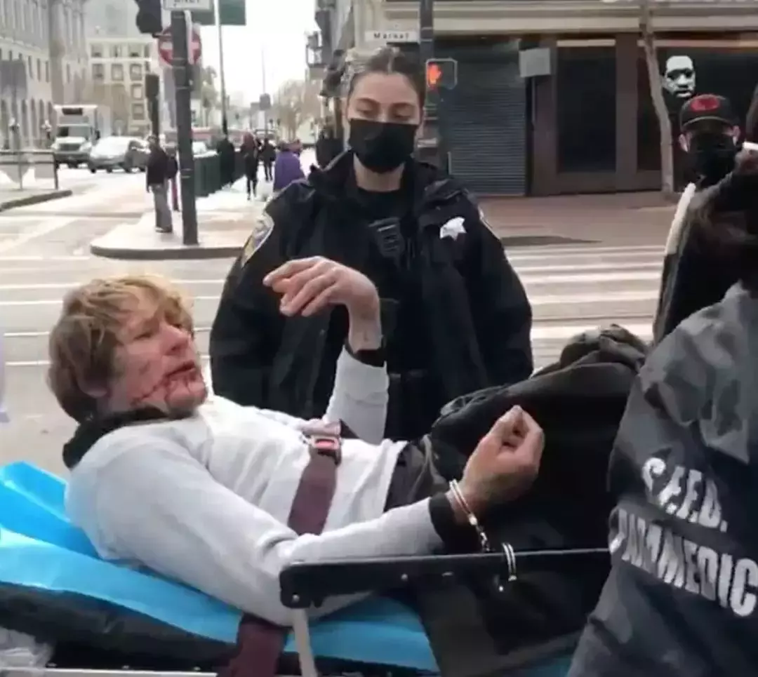 “滾出中國！” 她在深圳地鐵和老外互罵！以前華人被歧視，現輪到老外被怼