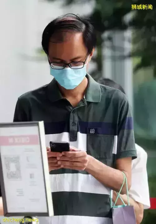 女廁掉落 針孔相機 華男偷拍不成反“自拍”