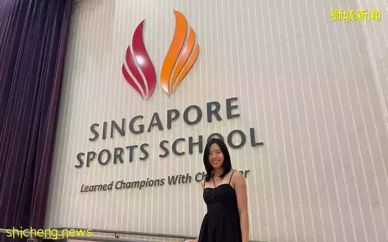 杨佳敏冠病痊愈 出席体校颁奖礼