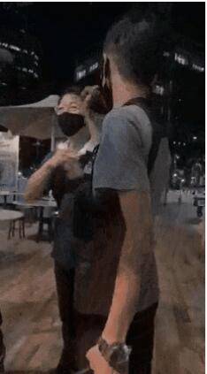 新加坡后疫情乱象,理发遭非礼、按摩不给钱、违法怼大使