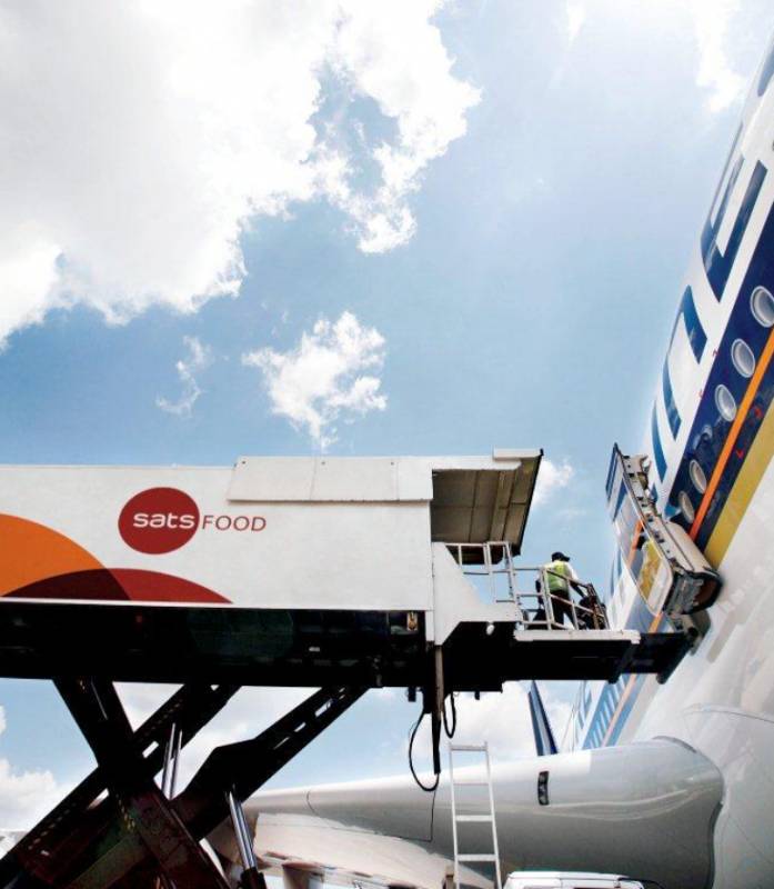 剛剛宣布！新加坡將進入第三階段解封，允許8人聚會！所有人免費接種疫苗