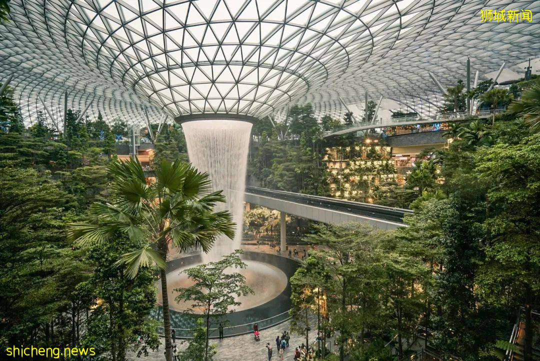 輕松遊獅城，先看這一篇