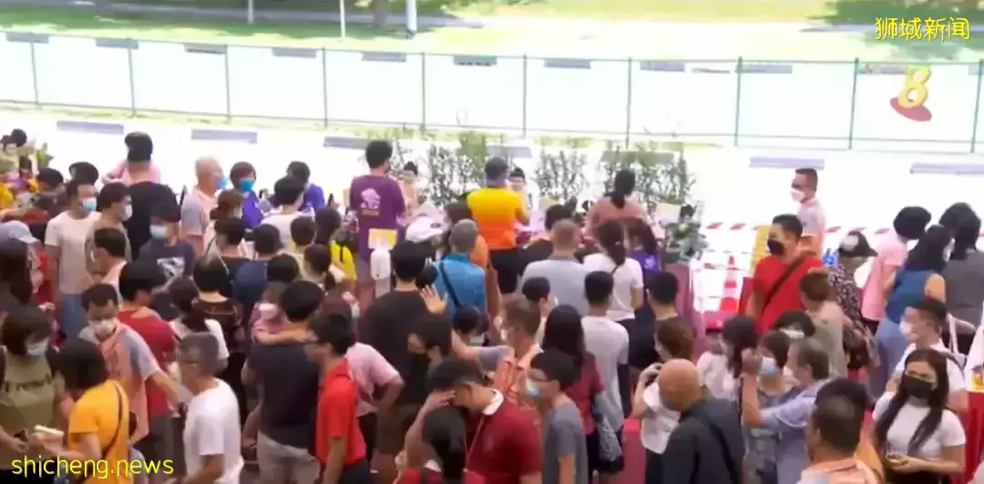卫塞节，有寺庙吸引逾8000人现场参与庆典