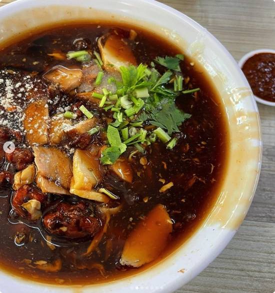 著名“武吉宝美卤面”在武吉士咖啡店重新开业