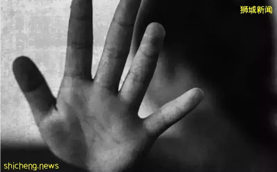 新加坡这个女佣残忍杀害雇主后,公然逃走