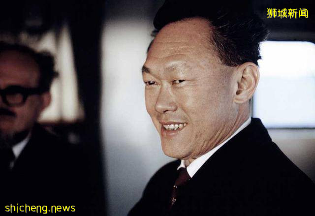 李光耀：我對我的祖籍沒有浪漫想法，新加坡不會“回歸祖國”!