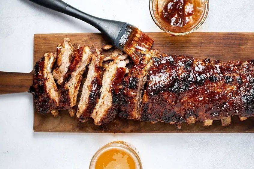 肉食者的年终狂欢：狮城“烤肋排”前来报道