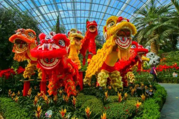 【周末去哪玩？】晝夜璀璨藝術節、海底春意濃、牛牛派對、大麗花之夢等等好玩等你來