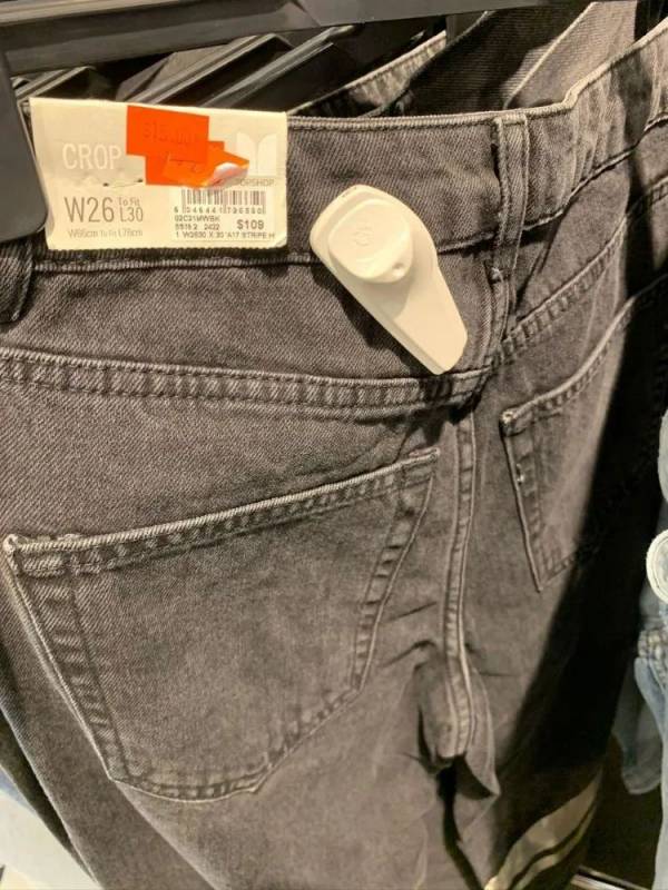 英国知名快时尚品牌Topshop将关闭新加坡最后一家实体店，转战线上