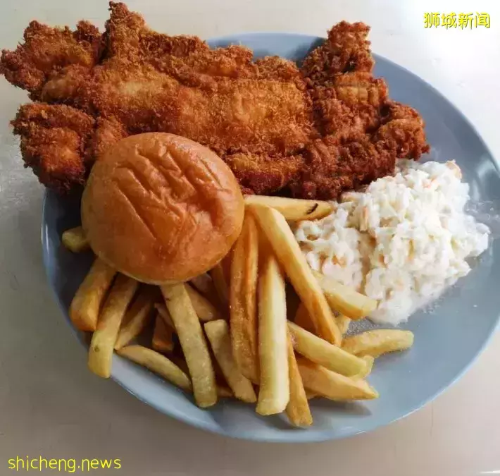 超夯的平价西餐来了!包含一大块炸鸡排也只要6新币