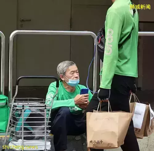 自力更生！ 駝背叔 有骨氣 走路送餐1小時