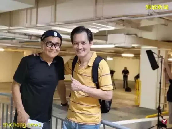 暴瘦 口腔現白色條紋 獅城資深藝人 健康亮紅燈