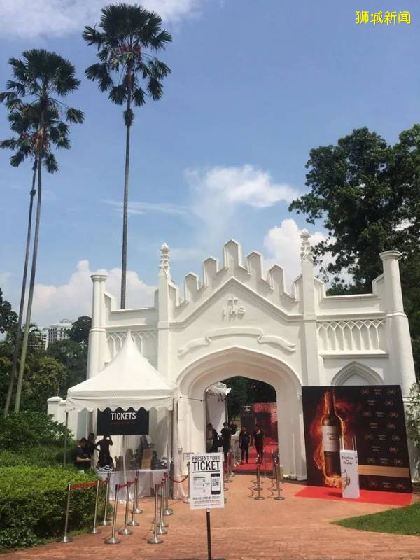 新加坡露天快閃電影院~你嘗試過嗎