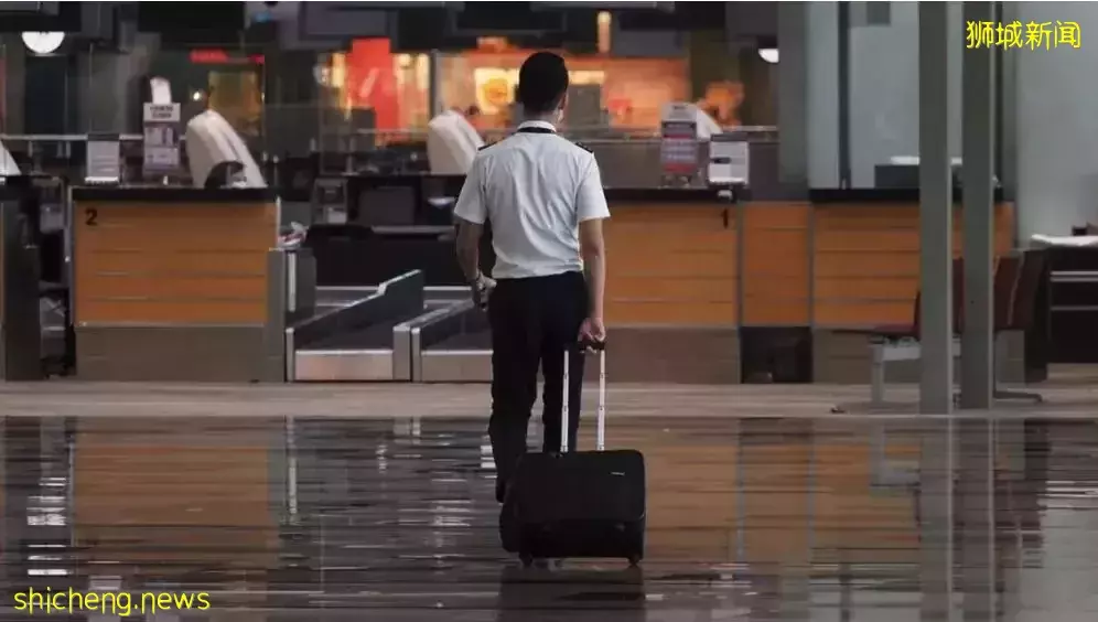 月薪3000新招不到助手,摊位关门!新加坡现在疯狂缺人