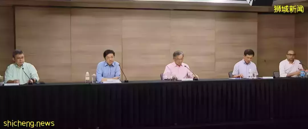 部长:本地几周内或迎来新一轮、更大规模感染!英国突然官宣“躺平”,新加坡会跟进吗