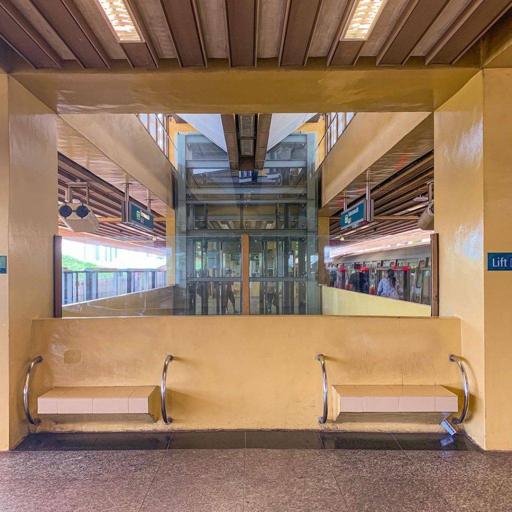 拿出手机猛拍一顿✨新加坡必打卡地铁站🚇糖果色系、暗黑风格，分分钟拍摄出酷炫照片📷 