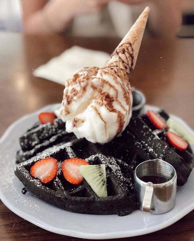 花花世界💐 Cafe De Nicole‘s Flower聖誕氣氛超濃的神仙咖啡廳！誤闖秘境吃甜品