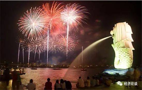 新加坡经济“如临深渊”，为何还紧靠美国