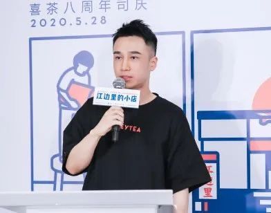 刚刚,中国首富换人了!新加坡首富放在中国是什么水平