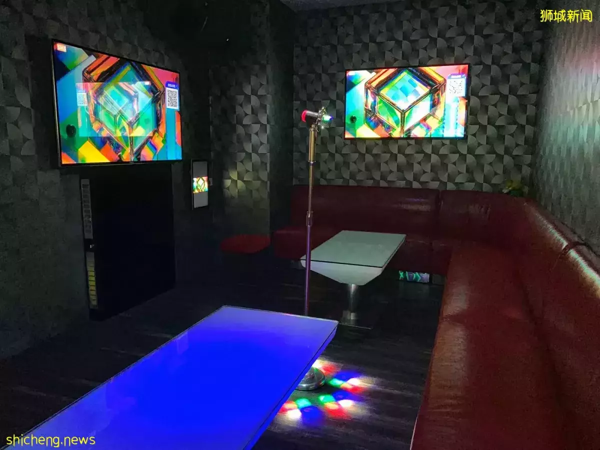 麥霸請注意！新加坡爆好評KTV盤點 · 高顔值包廂 + 超震撼音響效果+無限暢飲 · 千萬別說你只知道一個