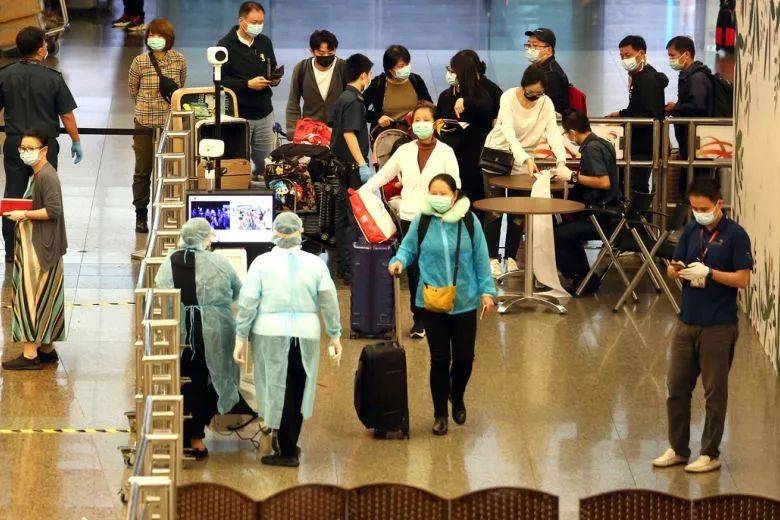 92名新加坡人已从武汉撤离，今天（周四）到达樟宜机场