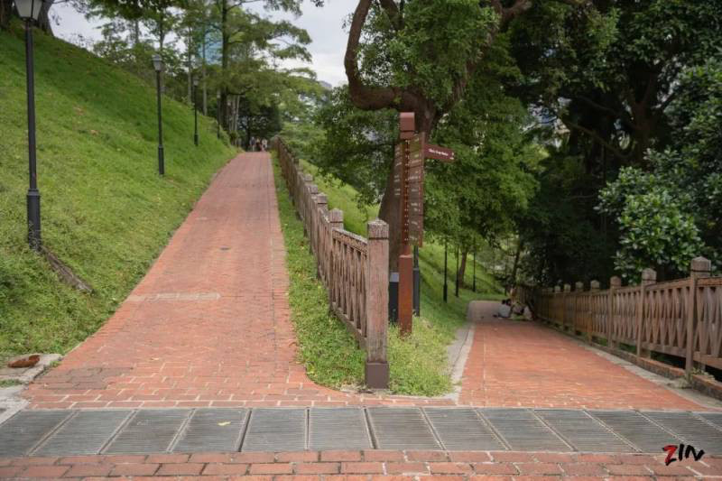 这座网红美照最多的小山,承载着新加坡那段血与火的历史