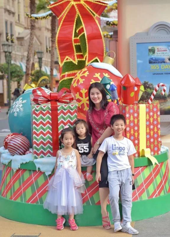 免费送票！新加坡的夜晚下大雪，赤道上的大人小孩都尖叫