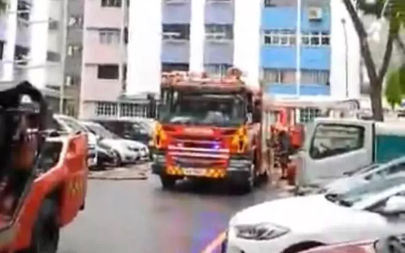 义顺组屋单位发生火患十多名居民被疏散