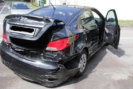 惊心动魄！新加坡3男2女偷车撞车逃逸伤警被捕，平均年龄不到20岁