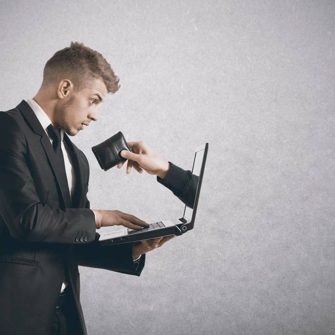 新加坡一大批詐騙犯落網!你最近也接過這樣的電話麽