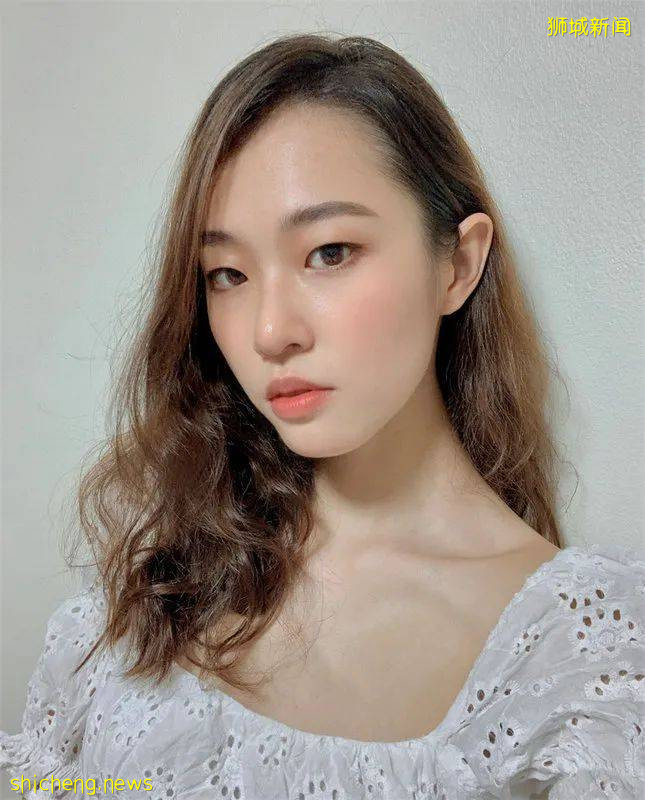新加坡高顔值小花林昭婷，童星出身、才華橫溢，曾給郭富城伴舞