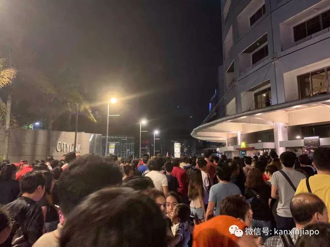 超酷炫！2020跨年烟火，无人机方阵，灯光秀照亮新加坡