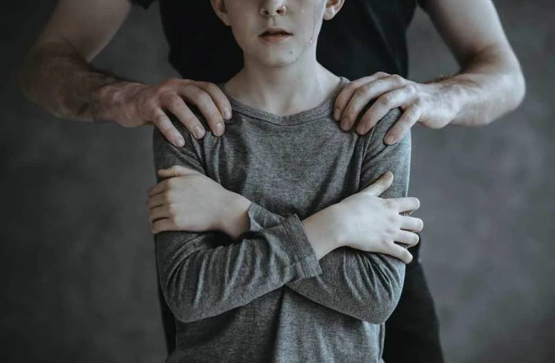 潛逃17年！性侵8男童的新加坡罪犯終落網